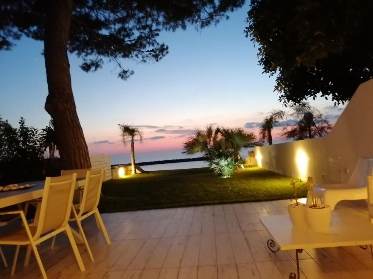בלבדרה מריטימו Villa A Diamante Sulla Spiaggia מראה חיצוני תמונה