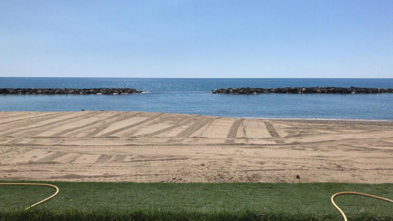 בלבדרה מריטימו Villa A Diamante Sulla Spiaggia מראה חיצוני תמונה