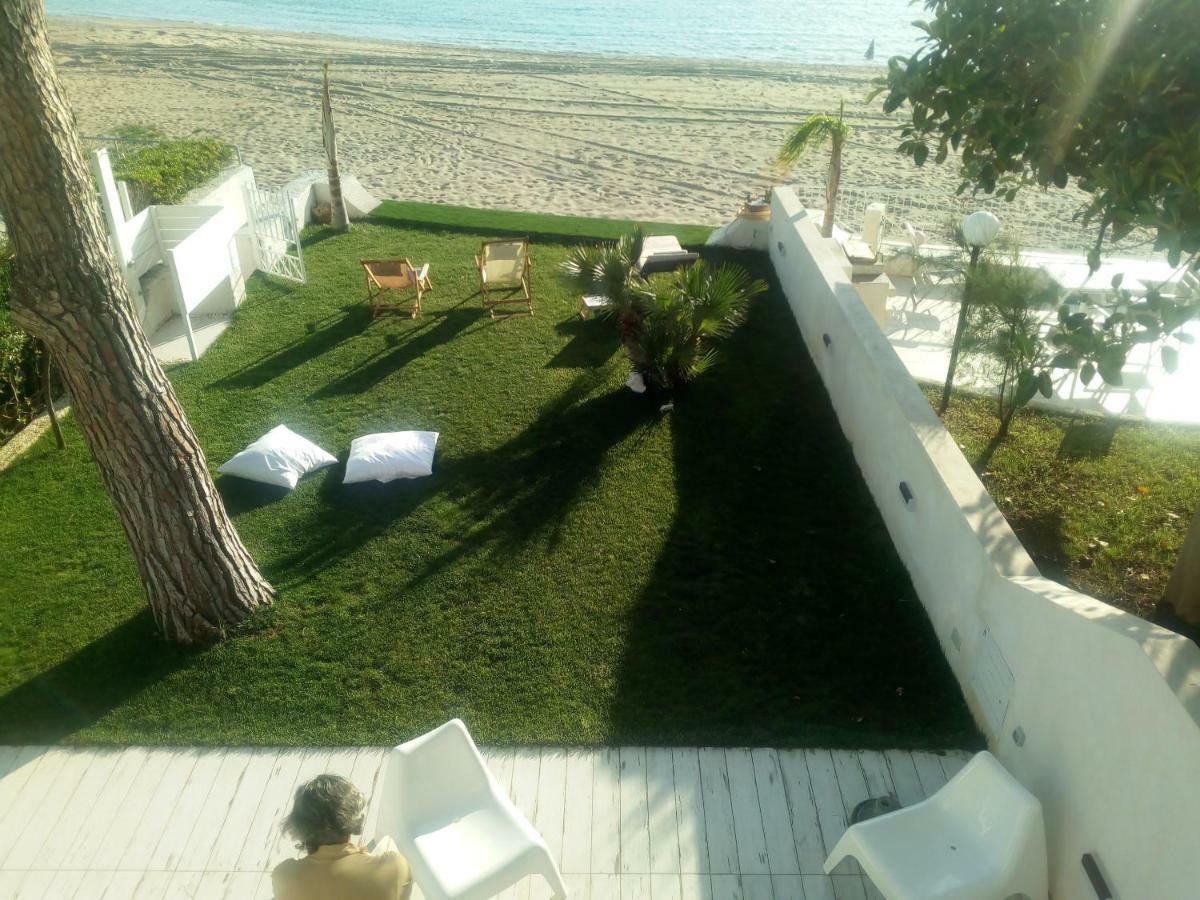 בלבדרה מריטימו Villa A Diamante Sulla Spiaggia מראה חיצוני תמונה