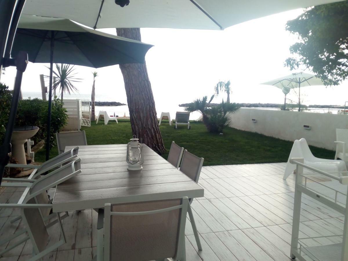 בלבדרה מריטימו Villa A Diamante Sulla Spiaggia מראה חיצוני תמונה