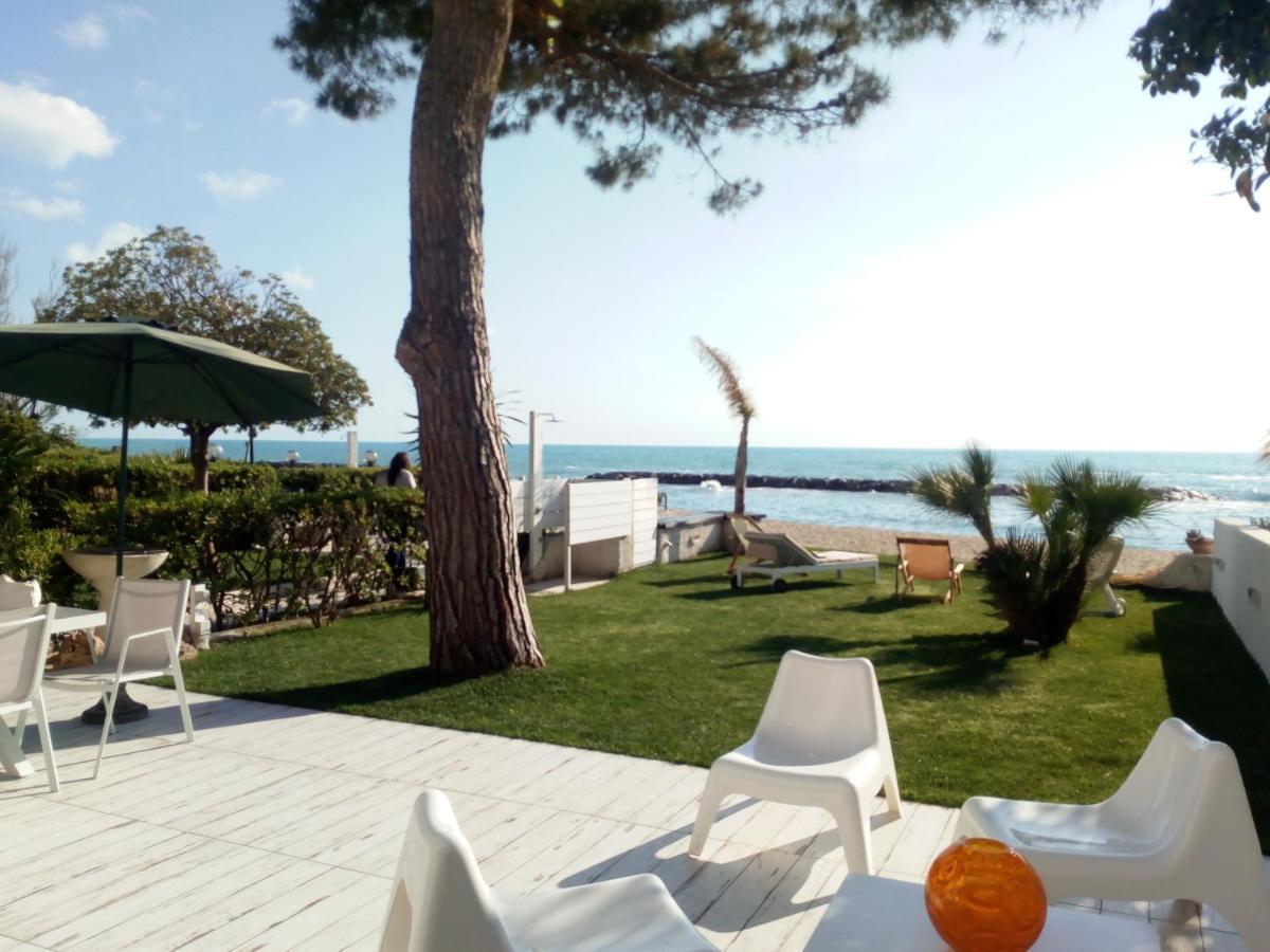 בלבדרה מריטימו Villa A Diamante Sulla Spiaggia מראה חיצוני תמונה