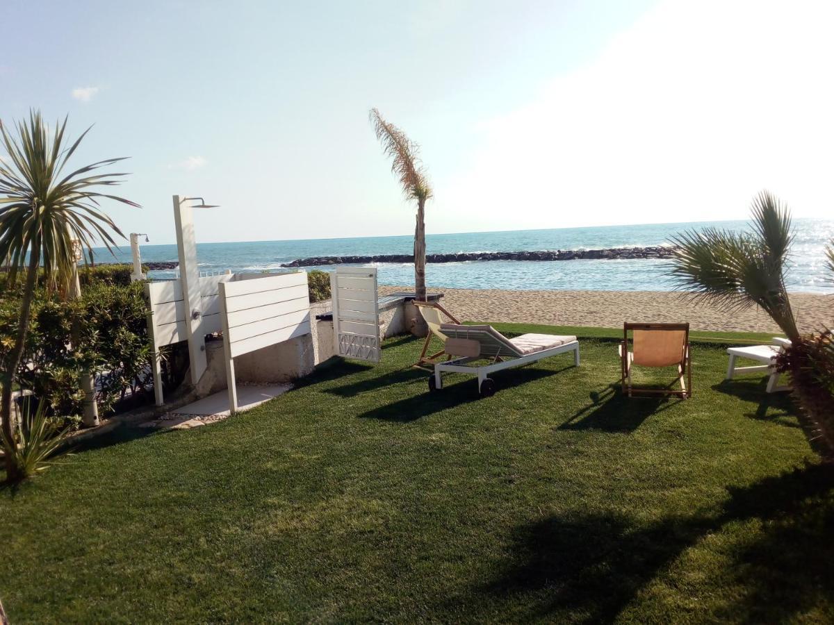 בלבדרה מריטימו Villa A Diamante Sulla Spiaggia מראה חיצוני תמונה
